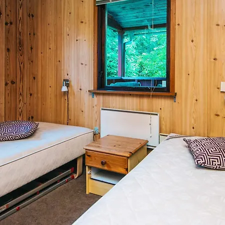 4 Person In R M Holiday home