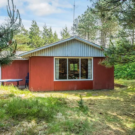 Hébergement de vacances 4 Person In R M *