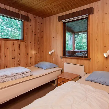 4 Person In R M Holiday home